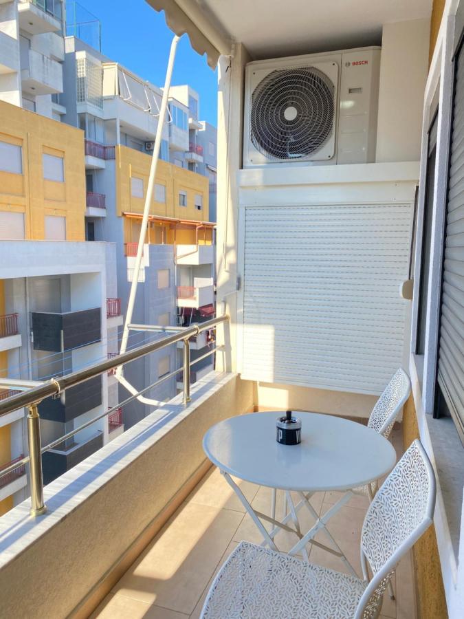 Comfort Apartament, Near The Beach Durres Ngoại thất bức ảnh